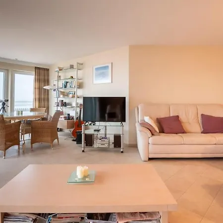 Marvelous With A Stunning View And Garage Lejlighed