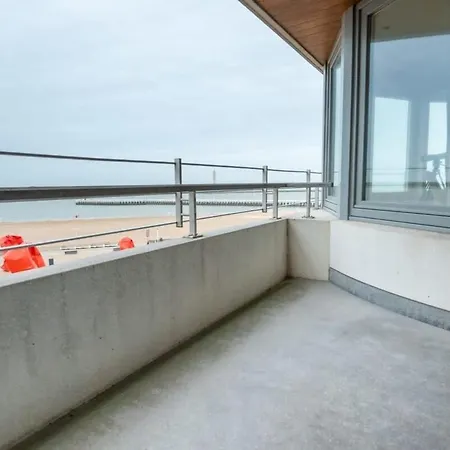 Lejlighed Marvelous With A Stunning View And Garage Oostende