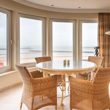 Marvelous With A Stunning View And Garage Lejlighed